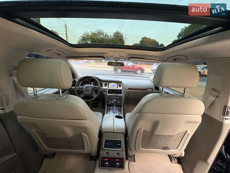 Внедорожник / Кроссовер Audi Q7 2011 в Одессе
