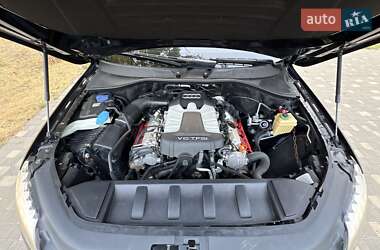 Внедорожник / Кроссовер Audi Q7 2011 в 