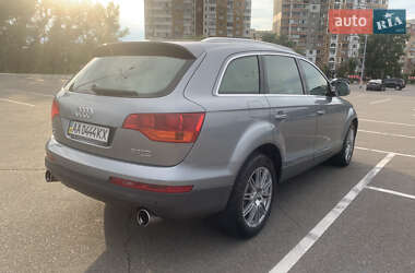 Внедорожник / Кроссовер Audi Q7 2007 в 