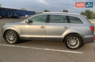 Внедорожник / Кроссовер Audi Q7 2007 в 