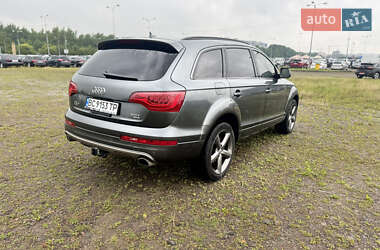 Внедорожник / Кроссовер Audi Q7 2015 в 