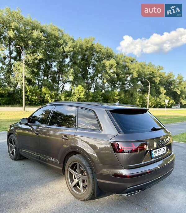 Внедорожник / Кроссовер Audi Q7 2018 в Звягеле фото 4 Внедорожник / Кроссовер Audi Q7 2018 в Звягеле