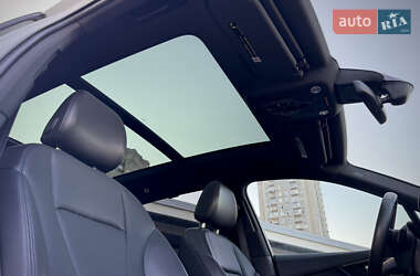Позашляховик / Кросовер Audi Q7 2016 в 