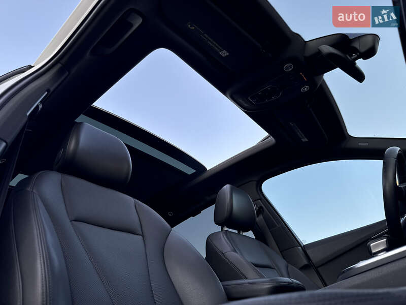 Внедорожник / Кроссовер Audi Q7 2016 в Киеве