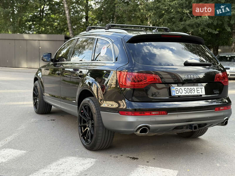 Позашляховик / Кросовер Audi Q7 2012 в Тернополі