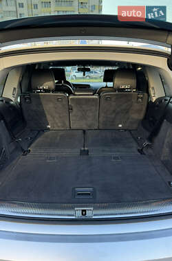 Внедорожник / Кроссовер Audi Q7 2013 в 