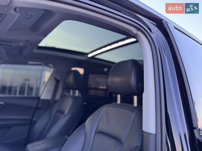 Позашляховик / Кросовер Audi Q7 2018 в Мукачевому