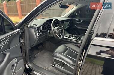 Внедорожник / Кроссовер Audi Q7 2020 в 