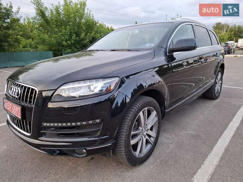 Позашляховик / Кросовер Audi Q7 2014 в Дубні