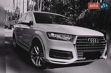Позашляховик / Кросовер Audi Q7 2017 в Києві