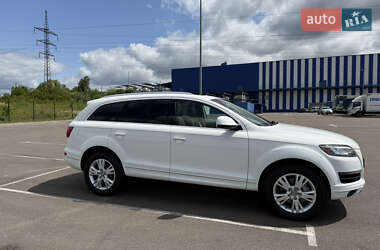 Позашляховик / Кросовер Audi Q7 2010 в 