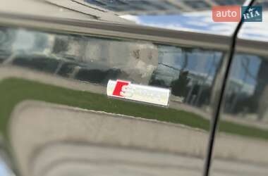 Позашляховик / Кросовер Audi Q7 2013 в 
