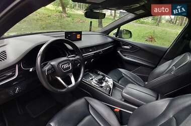 Внедорожник / Кроссовер Audi Q7 2019 в 