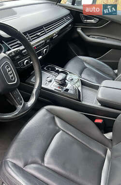 Внедорожник / Кроссовер Audi Q7 2016 в Львове
