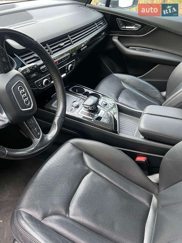 Внедорожник / Кроссовер Audi Q7 2016 в Львове