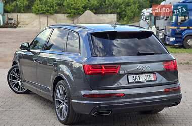 Внедорожник / Кроссовер Audi Q7 2019 в 