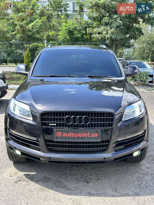 Внедорожник / Кроссовер Audi Q7 2006 в Сумах