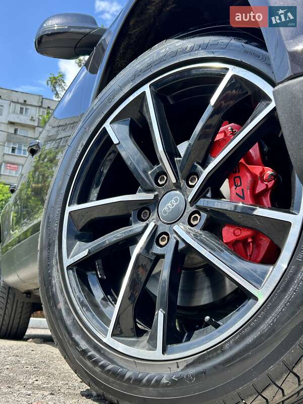 Внедорожник / Кроссовер Audi Q7 2006 в Сумах