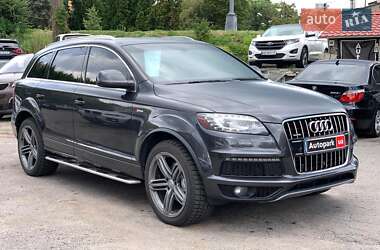 Внедорожник / Кроссовер Audi Q7 2013 в 