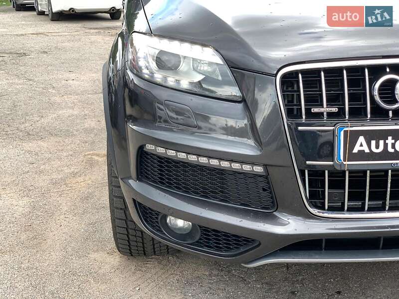Внедорожник / Кроссовер Audi Q7 2013 в Виннице