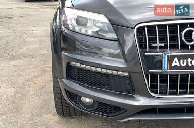 Внедорожник / Кроссовер Audi Q7 2013 в 