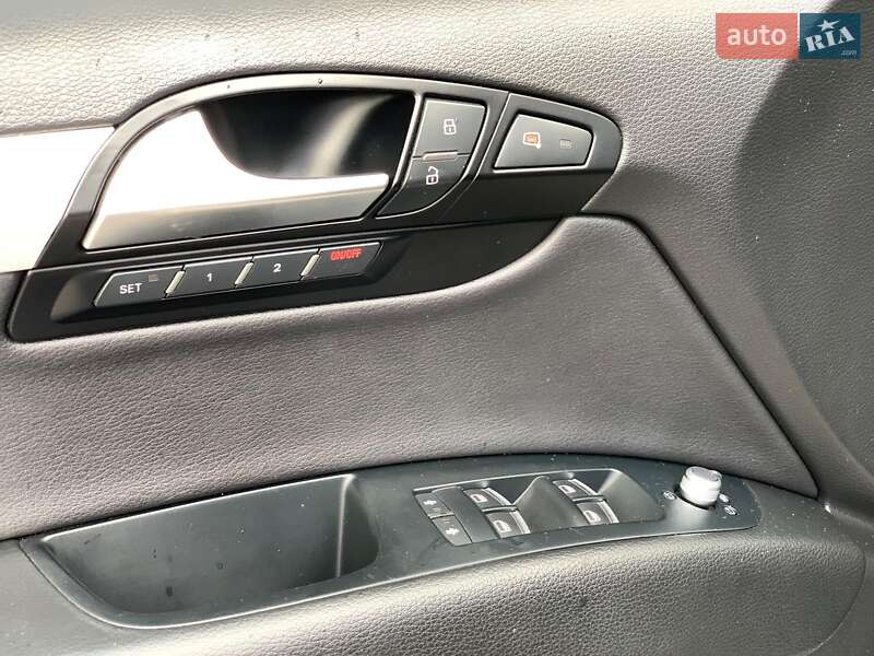 Внедорожник / Кроссовер Audi Q7 2013 в Виннице
