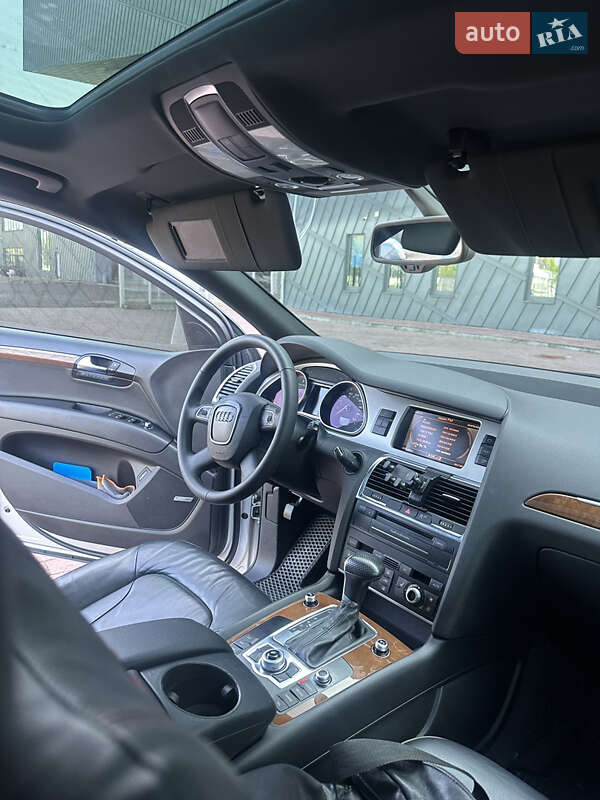 Внедорожник / Кроссовер Audi Q7 2010 в Львове