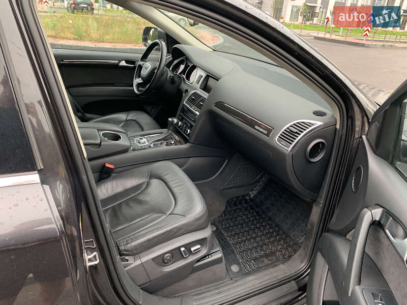 Audi Q7 2013