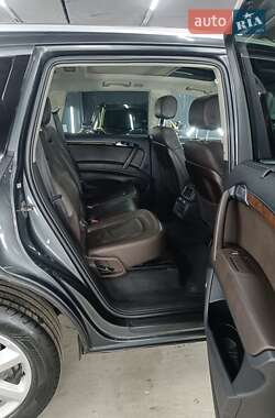 Внедорожник / Кроссовер Audi Q7 2012 в 