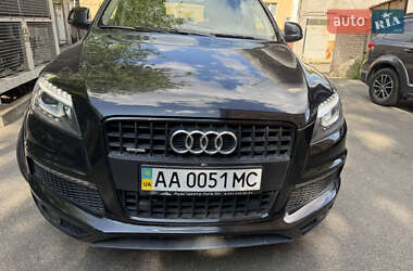 Внедорожник / Кроссовер Audi Q7 2011 в 