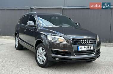Позашляховик / Кросовер Audi Q7 2007 в Києві