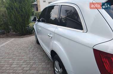 Внедорожник / Кроссовер Audi Q7 2014 в 