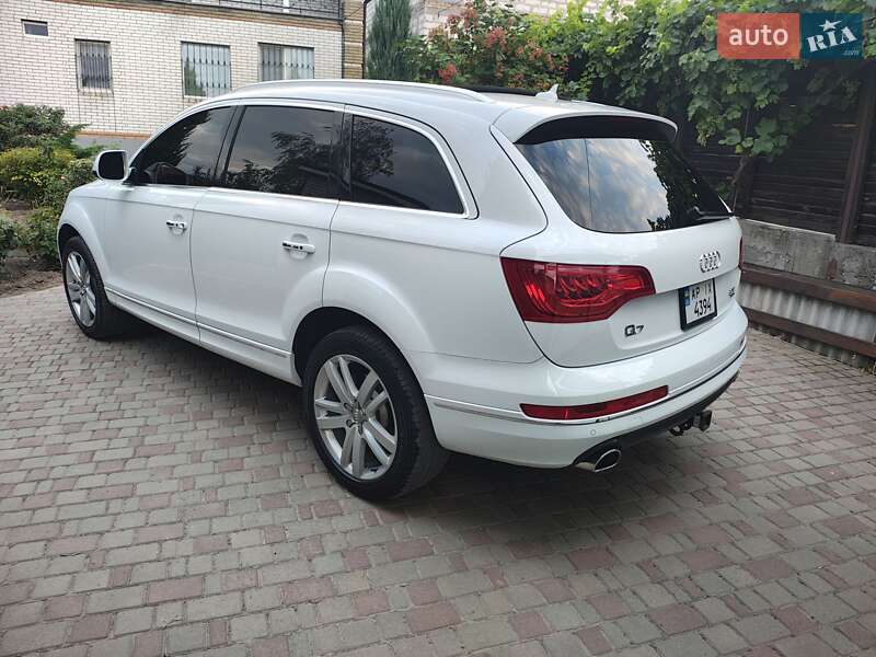 Внедорожник / Кроссовер Audi Q7 2014 в Запорожье