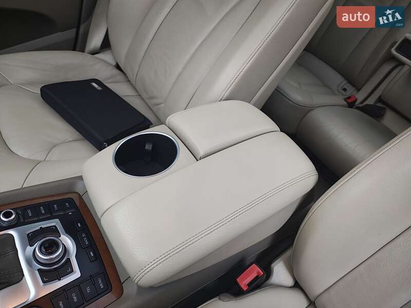 Внедорожник / Кроссовер Audi Q7 2014 в Запорожье