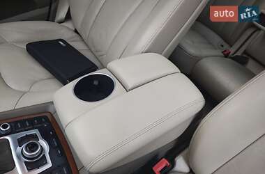 Внедорожник / Кроссовер Audi Q7 2014 в 