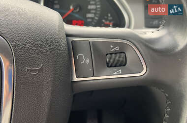 Позашляховик / Кросовер Audi Q7 2010 в 