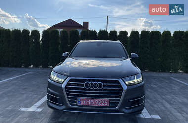 Внедорожник / Кроссовер Audi Q7 2018 в Луцке