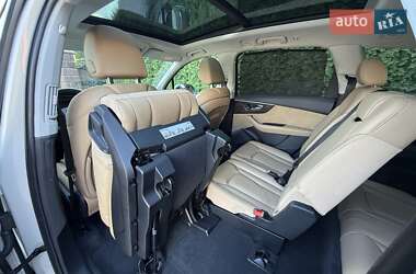 Внедорожник / Кроссовер Audi Q7 2020 в 