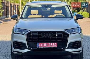 Внедорожник / Кроссовер Audi Q7 2020 в 