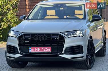 Внедорожник / Кроссовер Audi Q7 2020 в 