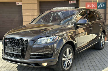 Внедорожник / Кроссовер Audi Q7 2011 в 
