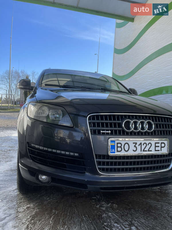 Внедорожник / Кроссовер Audi Q7 2006 в Чорткове