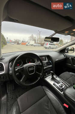 Позашляховик / Кросовер Audi Q7 2006 в 