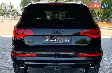 Внедорожник / Кроссовер Audi Q7 2014 в 