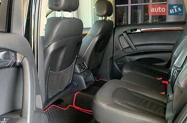 Внедорожник / Кроссовер Audi Q7 2014 в 