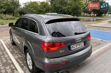 Внедорожник / Кроссовер Audi Q7 2007 в 