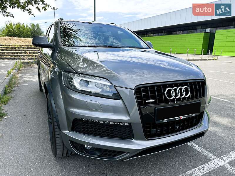 Внедорожник / Кроссовер Audi Q7 2015 в Киеве