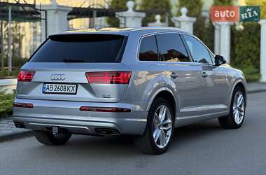Внедорожник / Кроссовер Audi Q7 2018 в 