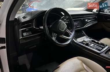 Внедорожник / Кроссовер Audi Q7 2020 в 