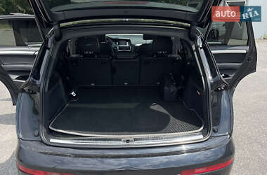 Внедорожник / Кроссовер Audi Q7 2014 в 